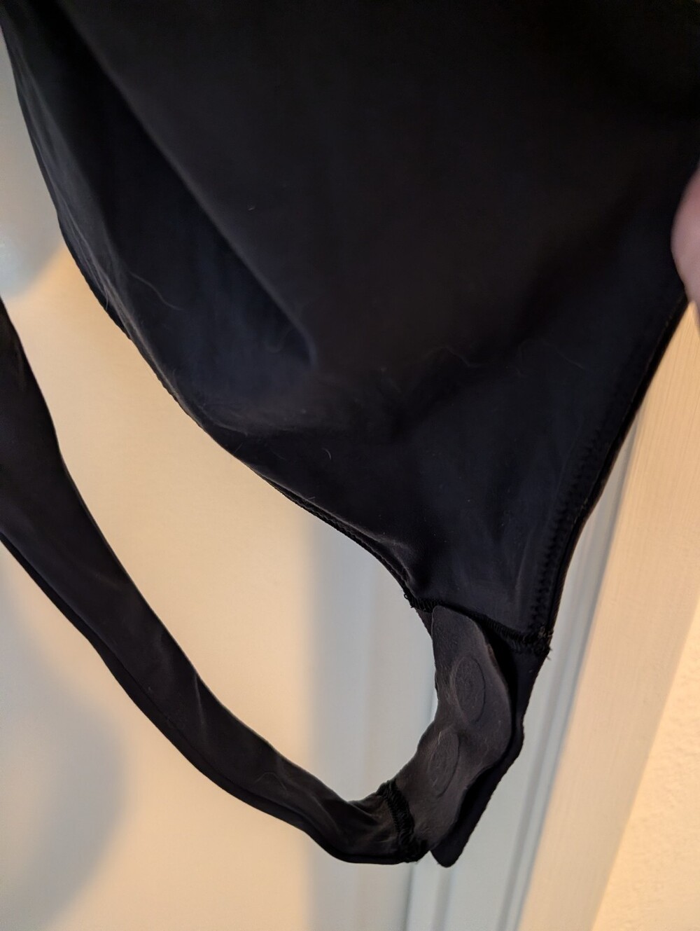 Lululemon Black Thong Sleeveless Bodysuit, Medium - Picture 4 of 4